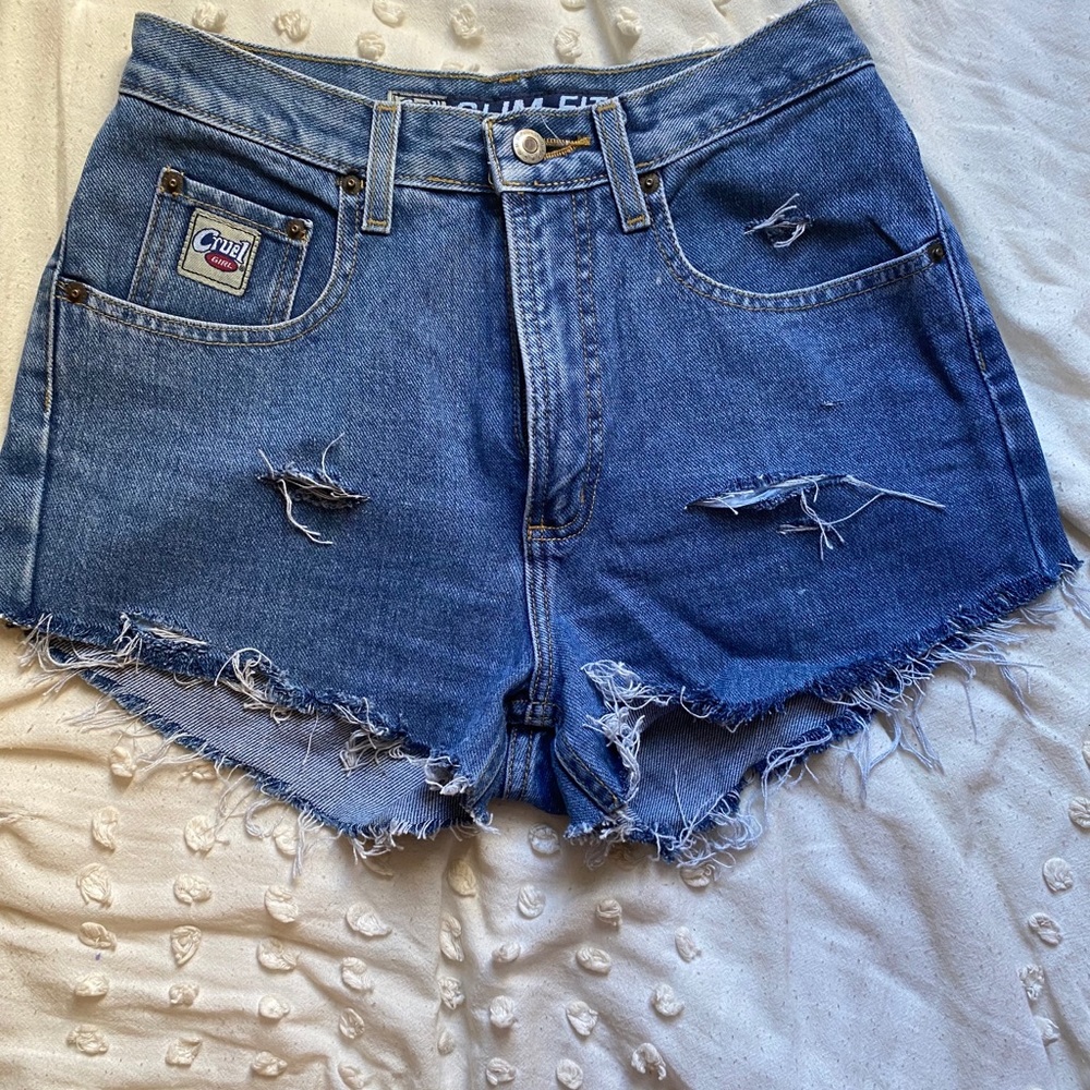 Cruel girl jean shorts